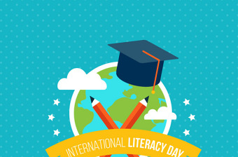 國(guó)際掃盲日世界和學(xué)士帽的藍(lán)色背景 國(guó)際掃盲日世界和學(xué)士帽的藍(lán)色背景